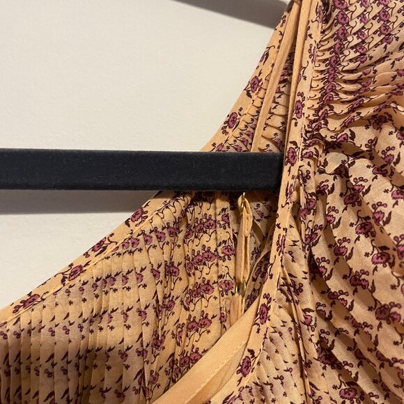 Tory Burch pink dandelion block print pleated dress size 4 - Picture 9 of 9